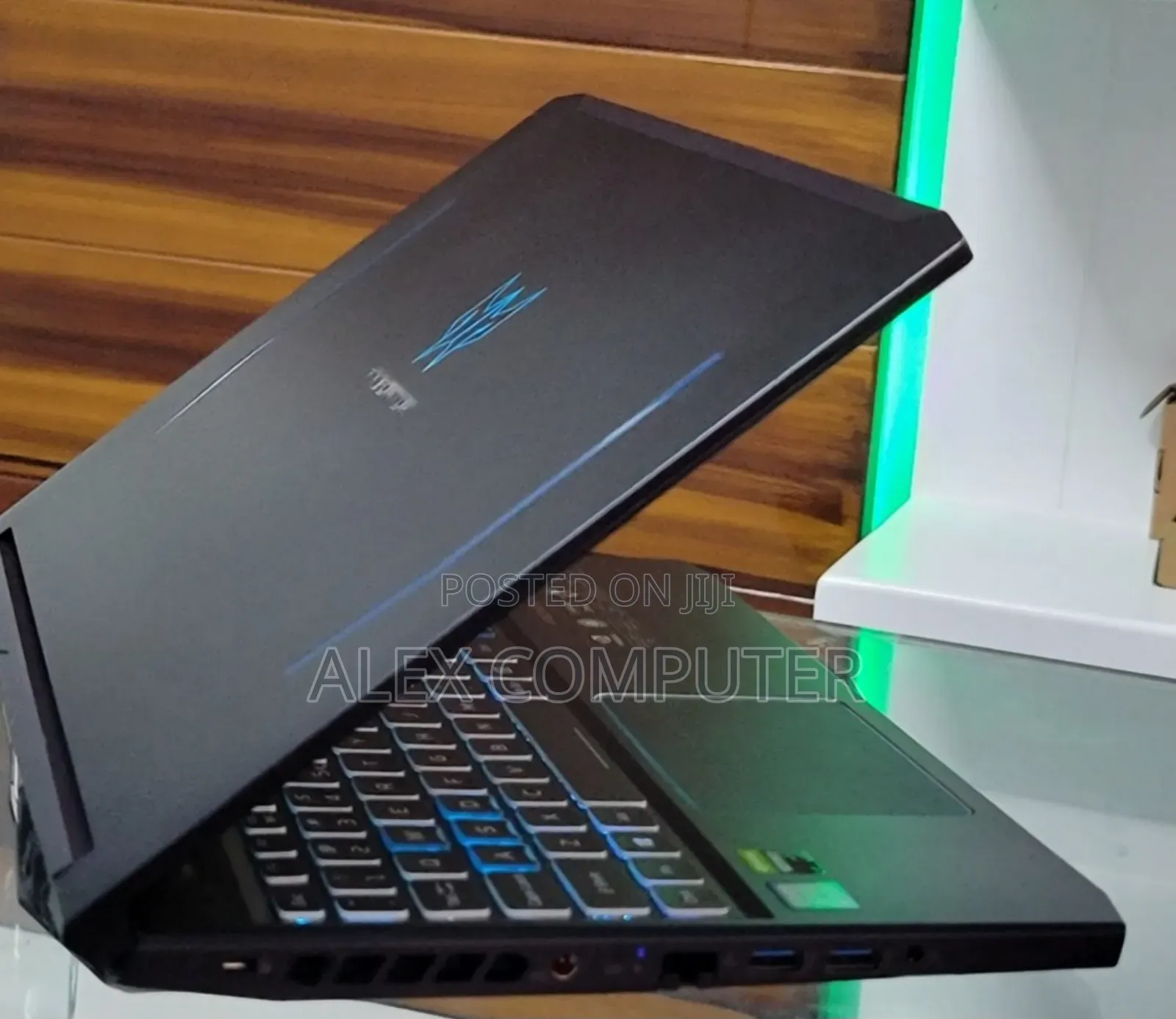 New Laptop Acer Predator Helios 300 16GB Intel Core I7 SSD 512GB