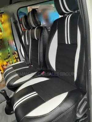 Toyota HiAce 220 2007 White