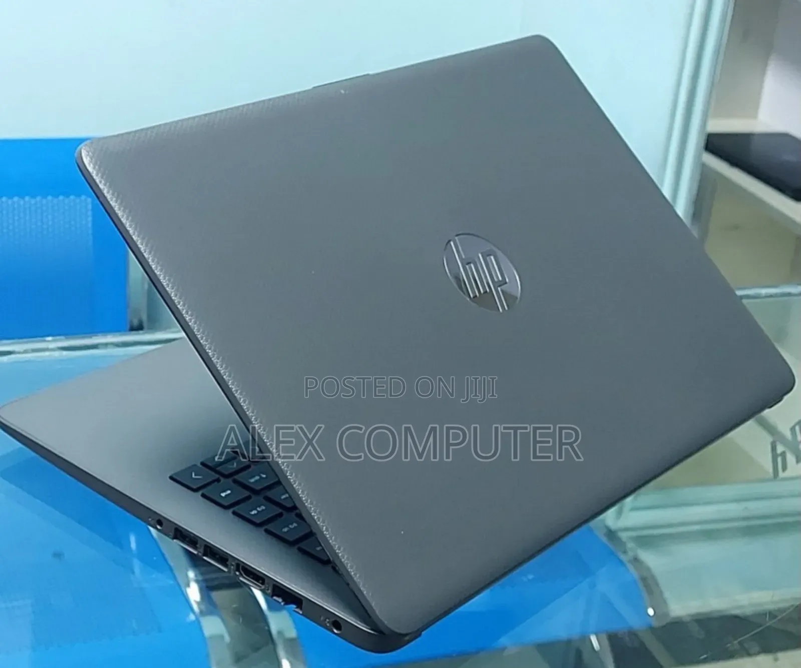 New Laptop HP Stream Notebook 8GB Intel Core I3 SSD 1T