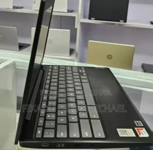 New Laptop Lenovo Chromebook C330 4GB AMD A6 SSD 32GB