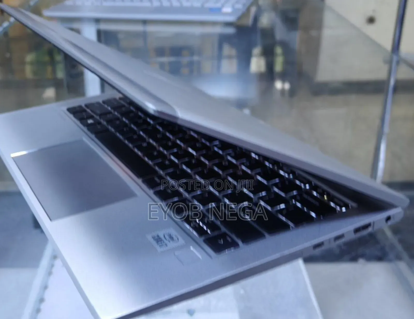 New Laptop HP EliteBook 830 G7 16GB Intel Core I7 SSD 512GB