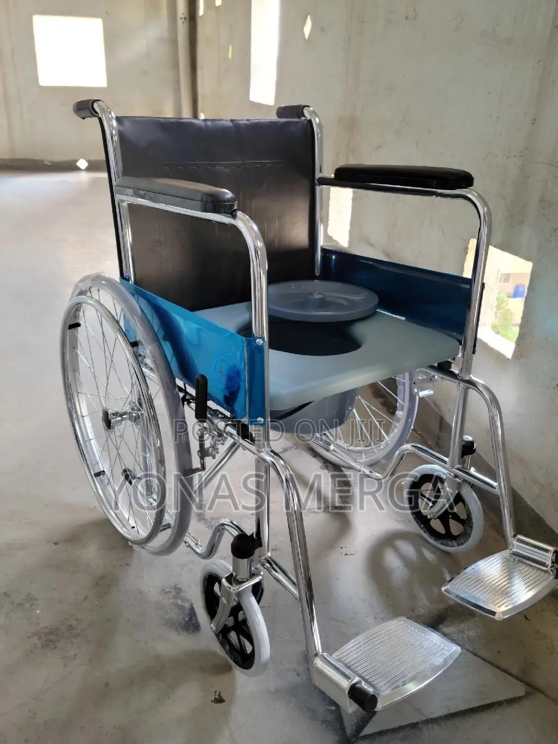 Wheel Chair Commode
፪≤Wheelchair፶$Wheelchair፬¡¿Wheelchair