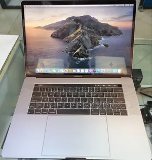 New Laptop Apple MacBook Pro 2018 16GB Intel Core I7 SSD 512GB