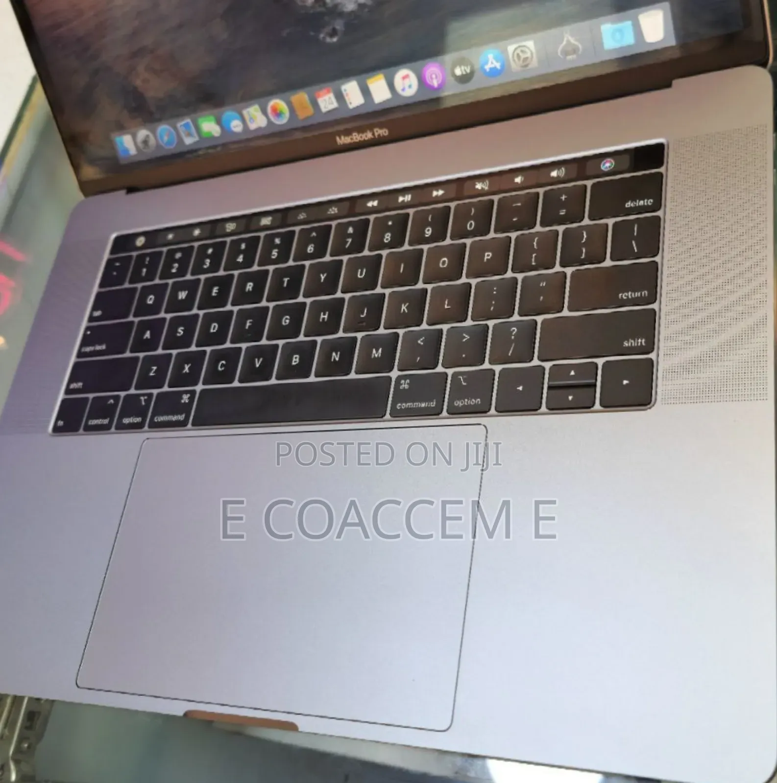 New Laptop Apple MacBook 16GB Intel Core I7 SSD 512GB