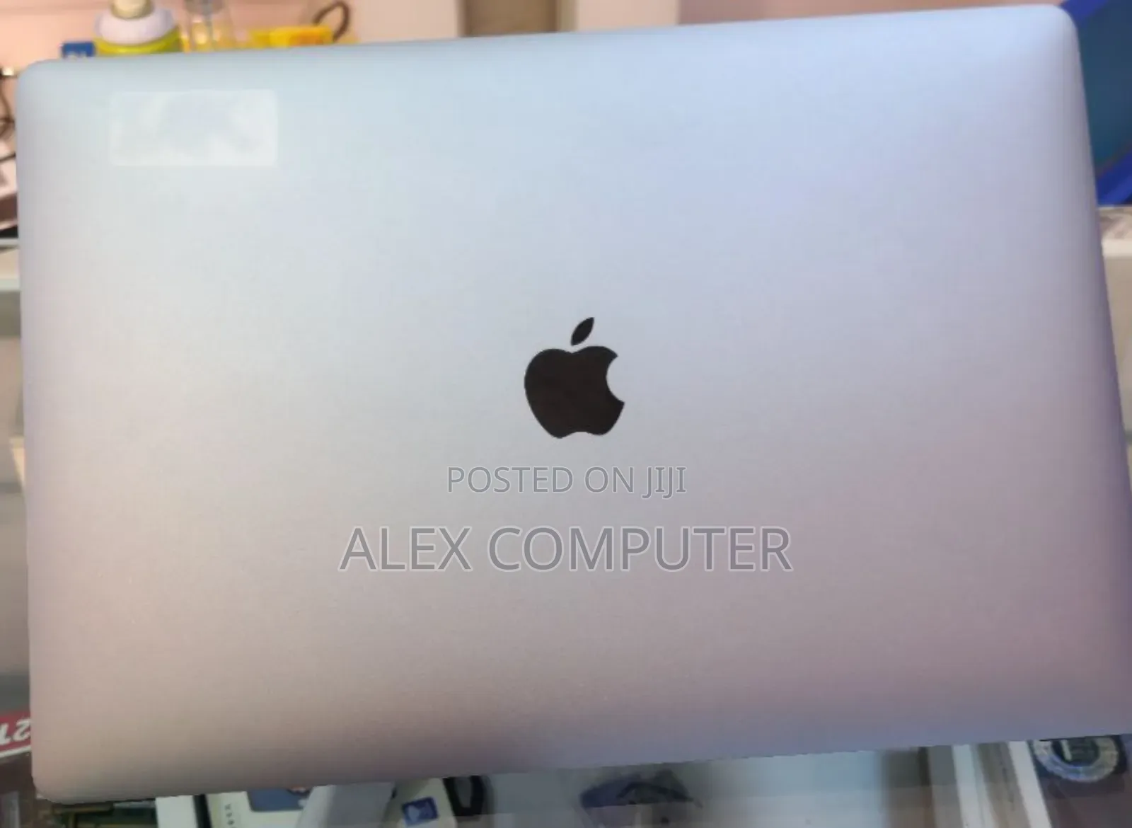 New Laptop Apple MacBook 2018 16GB Intel Core I7 SSD 512GB
