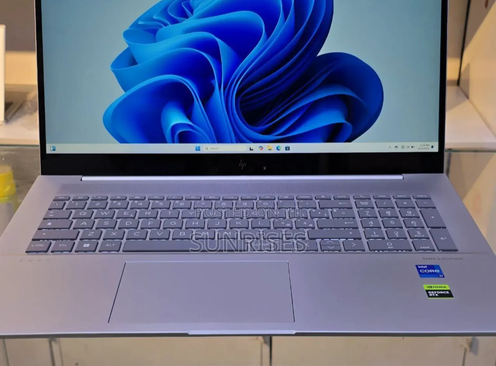 New Laptop HP Envy X360 16GB Intel Core I7 SSD 512GB