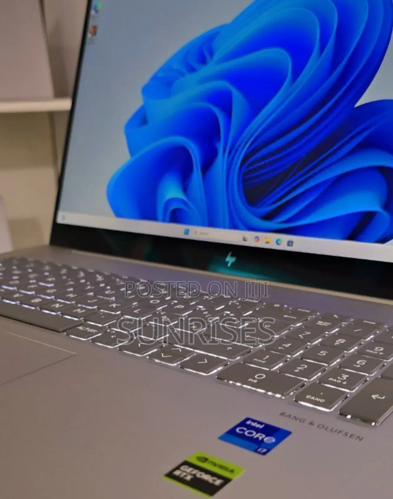 New Laptop HP Envy X360 16GB Intel Core I7 SSD 512GB