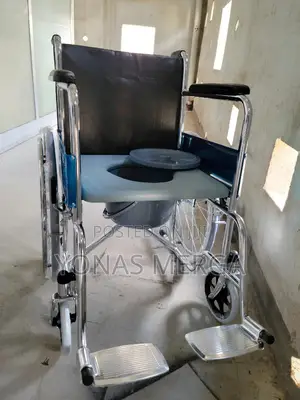 Commode Wheelchair With Standard Castor, Ec681_wheelchair.Ì