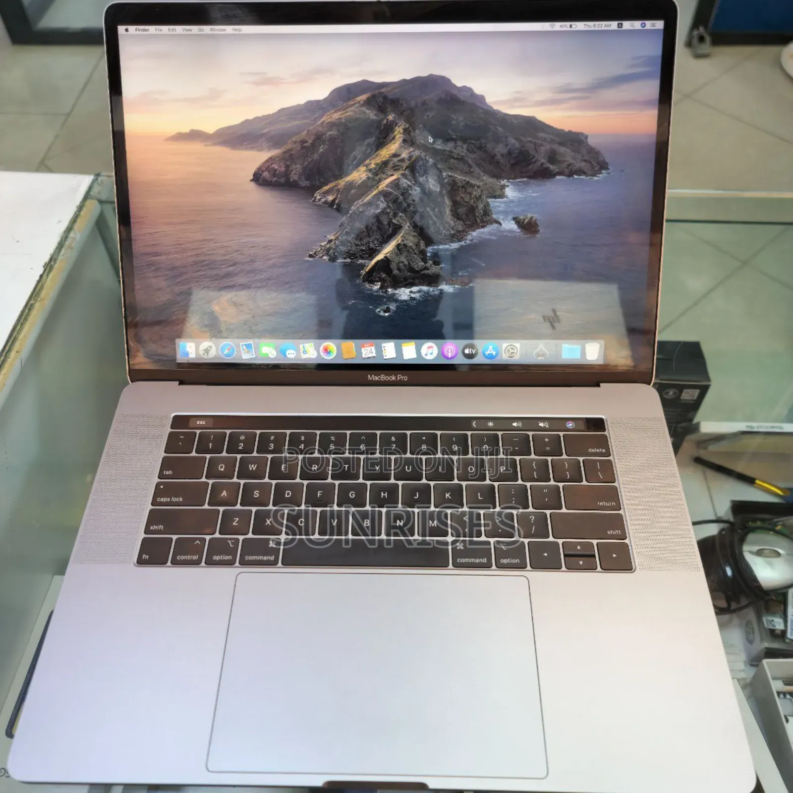 New Laptop Apple MacBook 2018 16GB Intel Core I7 SSD 512GB