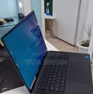 New Laptop Dell Precision 5550 32GB Intel Core I7 SSD 512GB