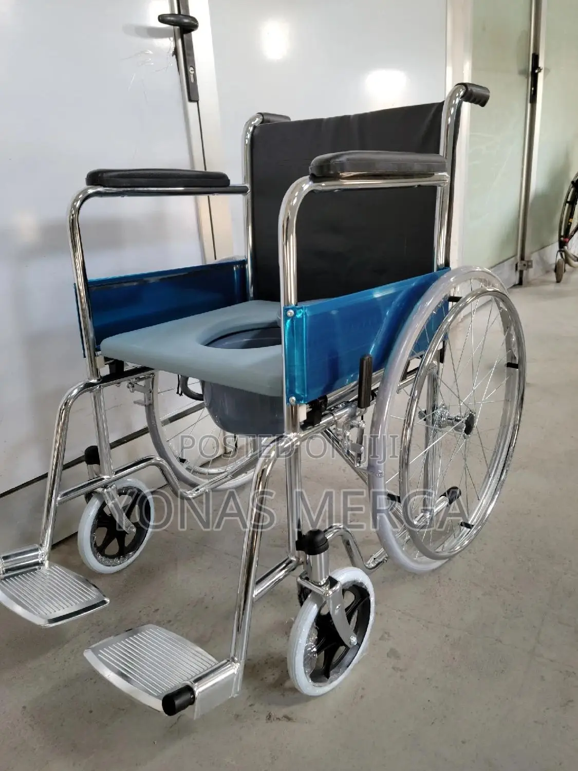 ዊልቼር/Wheelchair - Chrome Plated - Weight Capacity - 150 KGS
