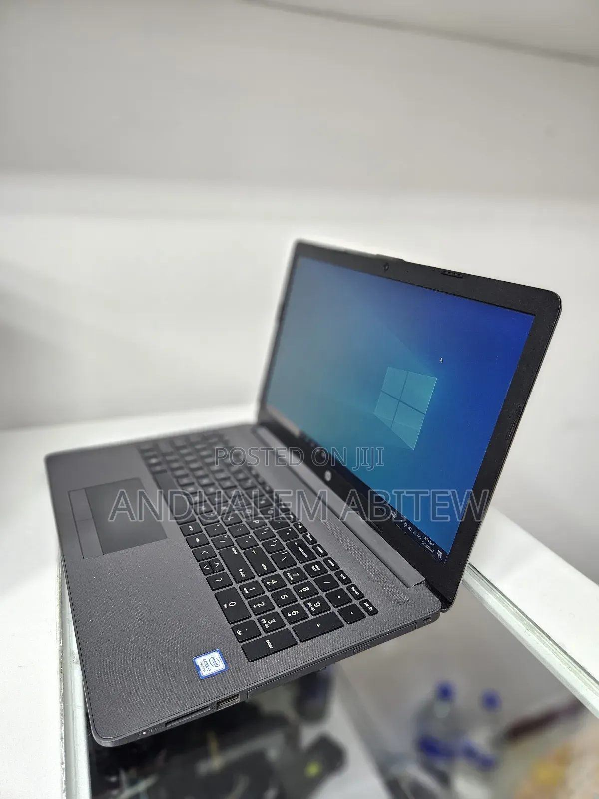 New Laptop HP Stream Notebook 8GB Intel Core I3 SSD 1T