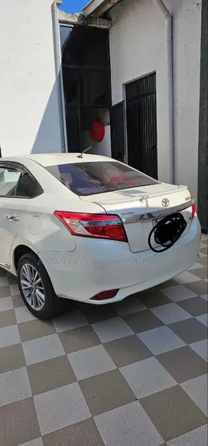 Toyota Yaris 2015 Ivory