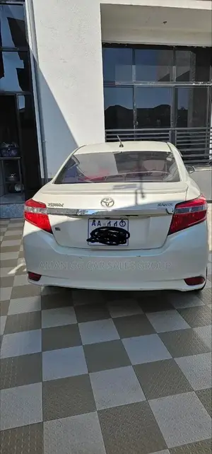 Toyota Yaris 2015 Ivory