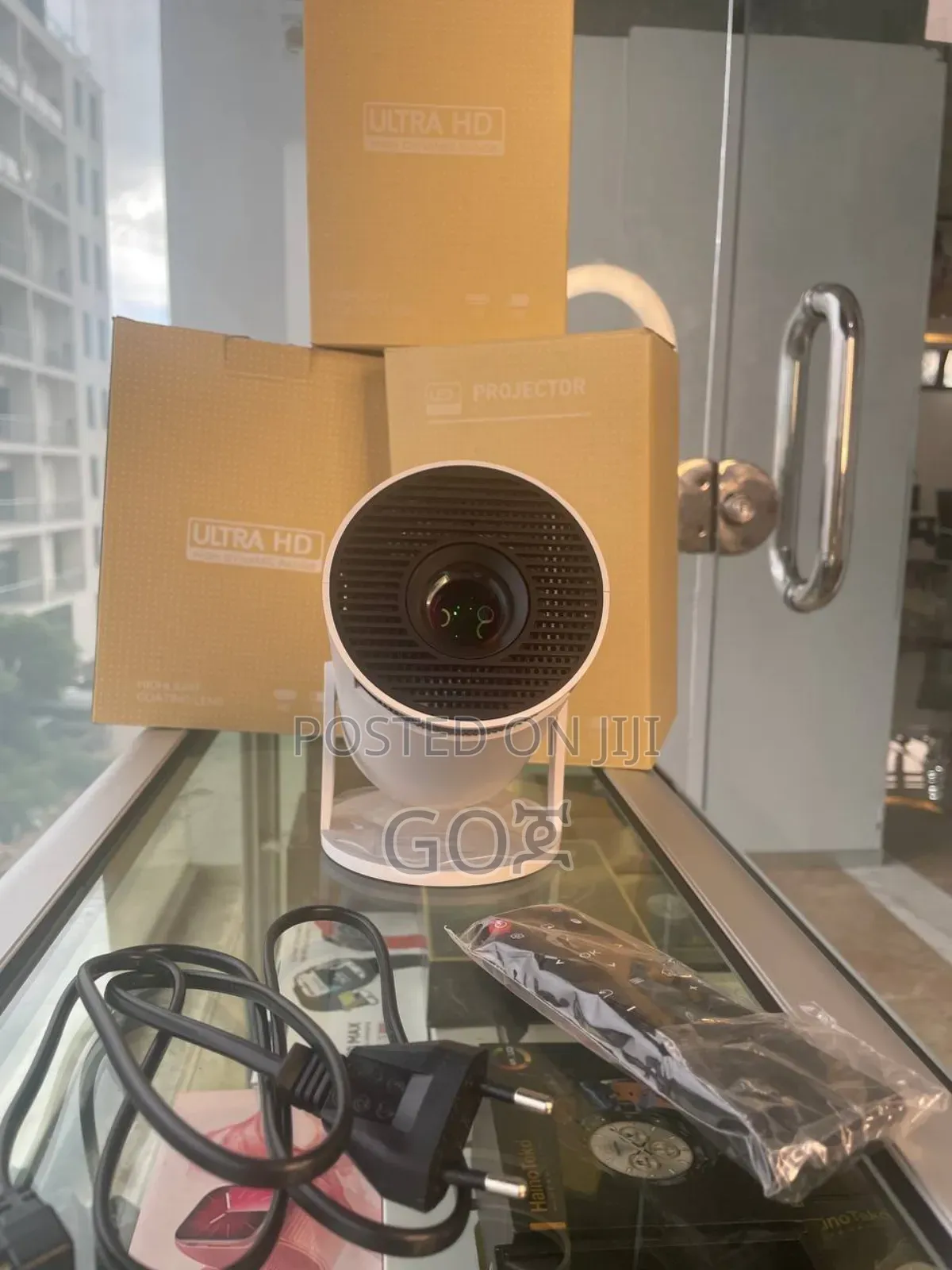 Projector HY300 Dstv,Youtube Wifi Support