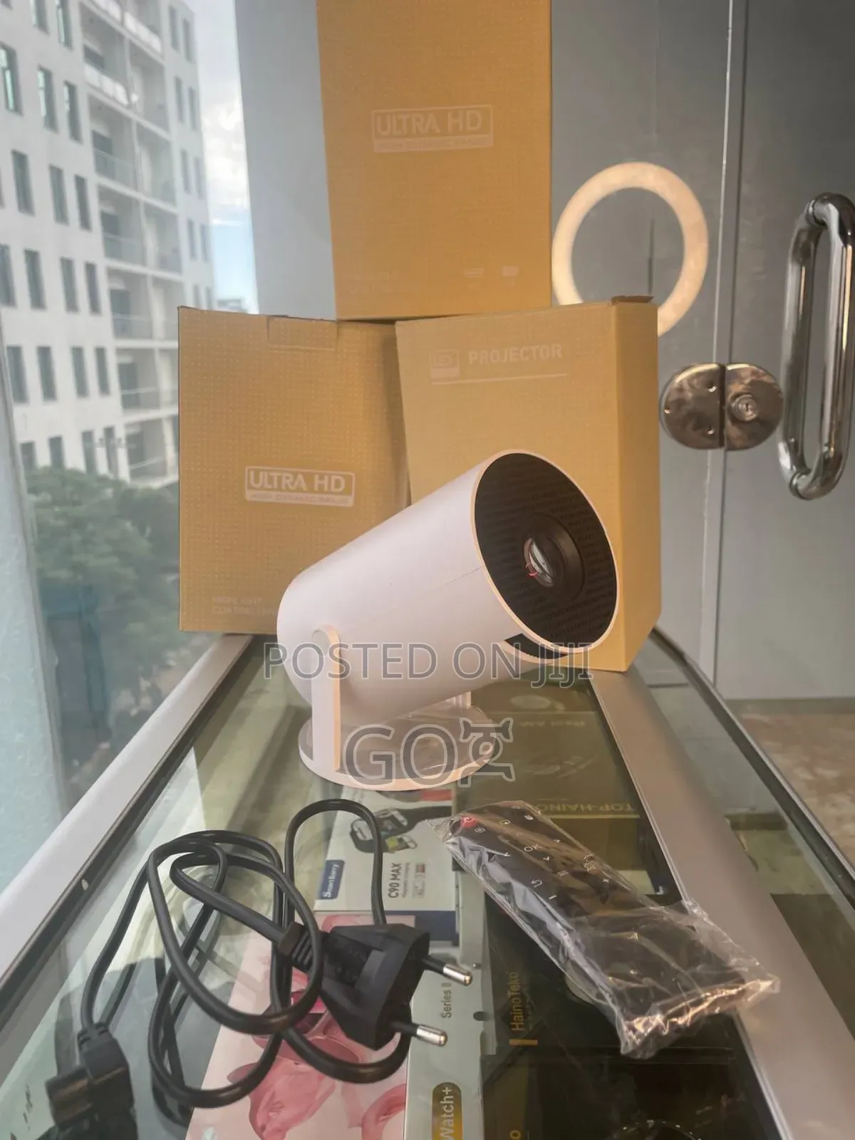 Projector HY300 Dstv,Youtube Wifi Support