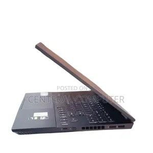 New Laptop HP Omen 17t 16GB Intel Core I7 SSD 512GB