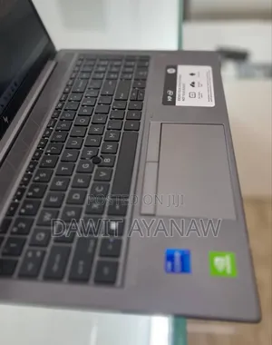 New Laptop HP Zbook Studio G7 16GB Intel Core I7 SSD 512GB