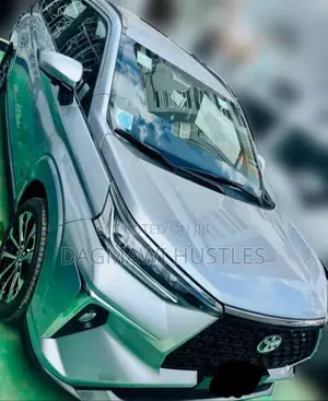 Toyota Vellfire 2023 Silver