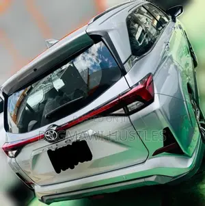 Toyota Vellfire 2023 Silver
