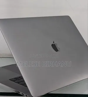 New Laptop Apple MacBook 2018 32GB Intel Core I9 SSD 512GB