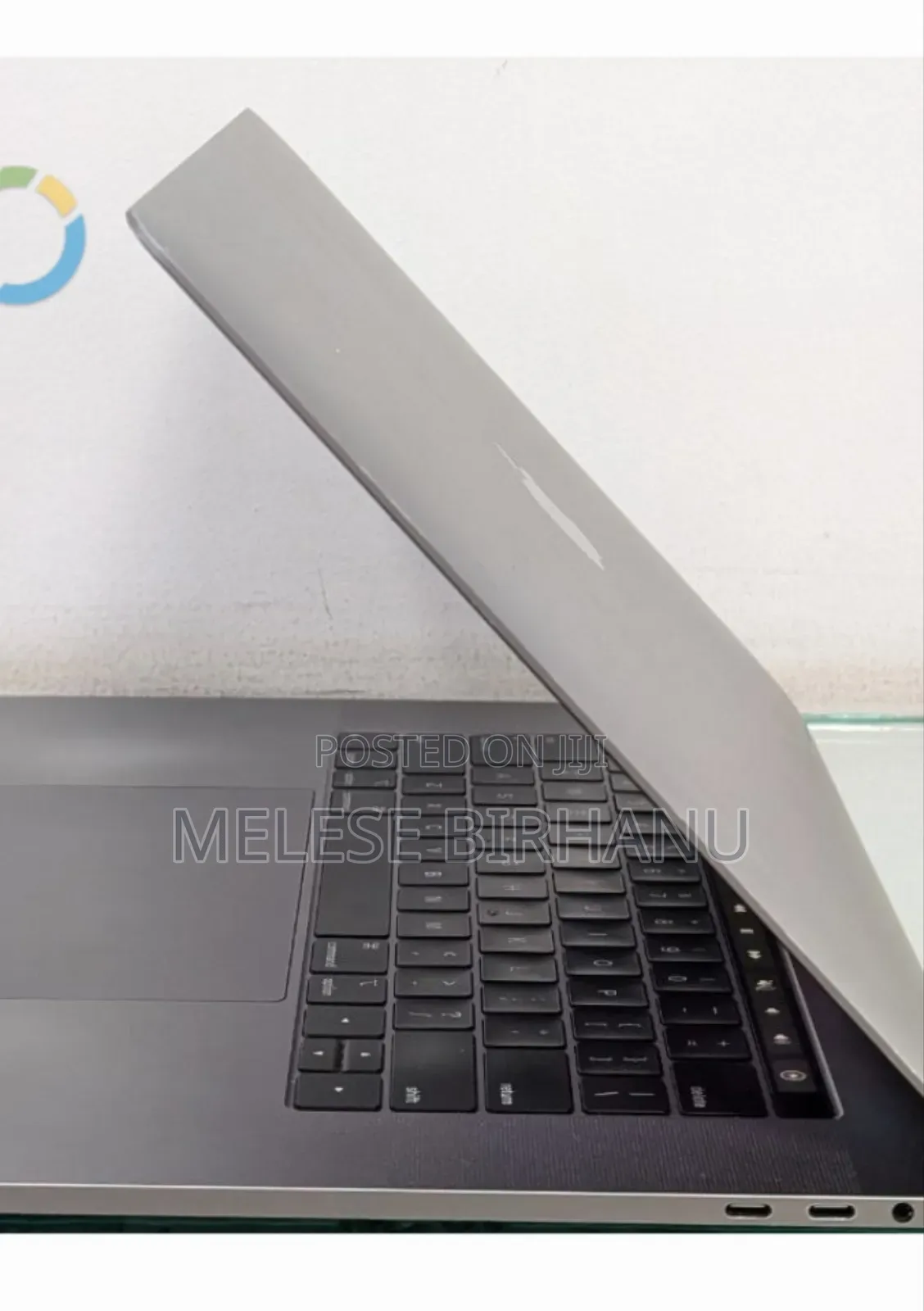 New Laptop Apple MacBook 2018 32GB Intel Core I9 SSD 512GB