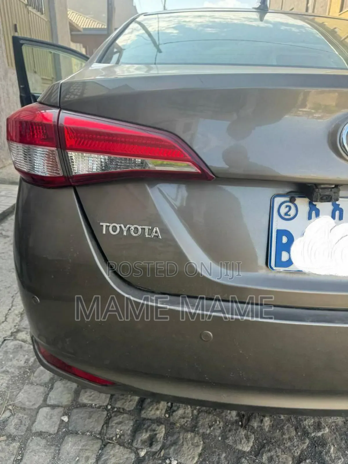 Toyota Yaris 2020 Gray