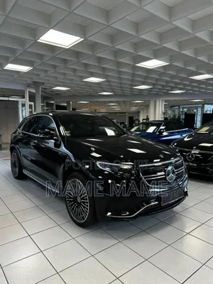 Photo - New Mercedes-Benz EQB 2022 Black