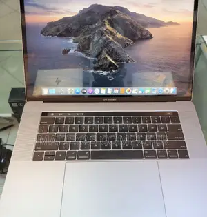 New Laptop Apple MacBook Air 2022 M2 8GB Apple M2 SSD 256GB