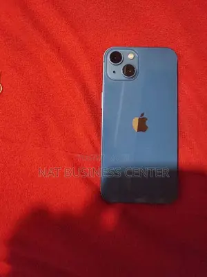 Photo - Apple iPhone 13 128 GB Blue