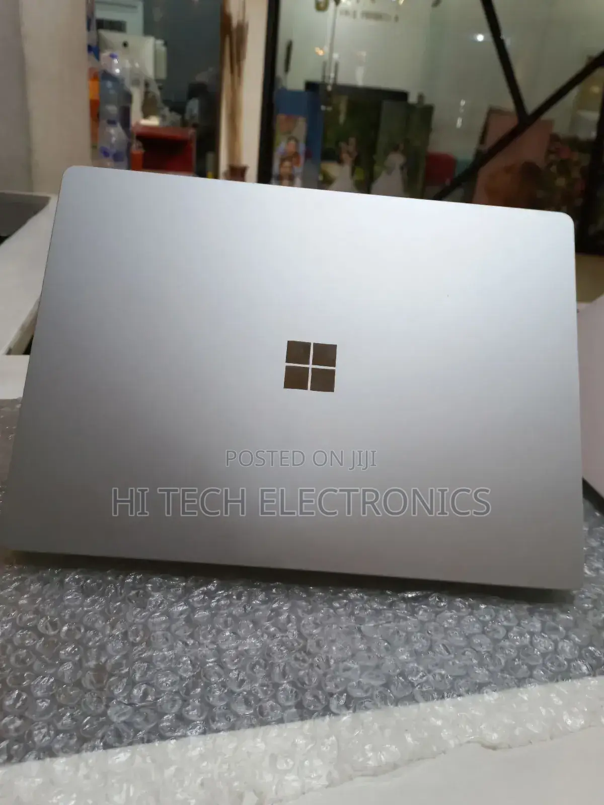 New Laptop Microsoft Surface 8GB Intel Core I7 SSD 512GB