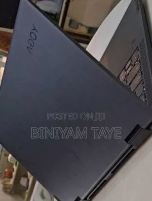 New Laptop Lenovo Yoga 710 16GB Intel Core I7 SSD 512GB