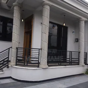 5bdrm Villa in Addis Abeba, Bole for sale