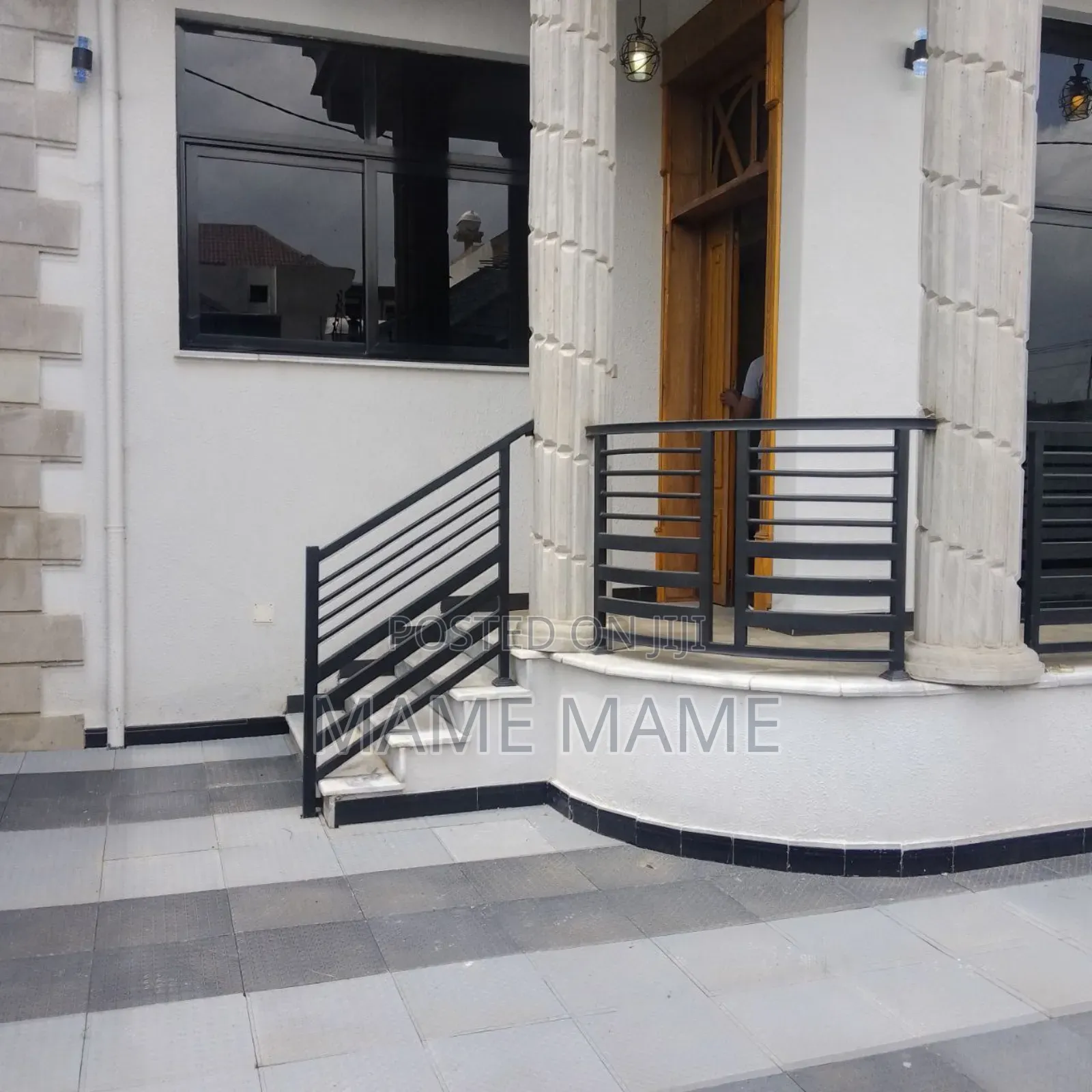 5bdrm Villa in Addis Abeba, Bole for sale