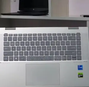 New Laptop HP Envy X360 8GB Intel Core I7 SSD 1T