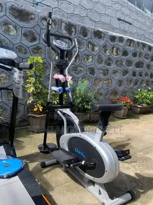 Photo - Croos Trainersfuul Body Work Out