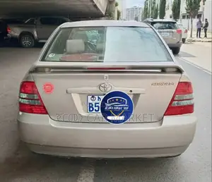 Photo - Toyota Corolla Sedan 2003 Gold