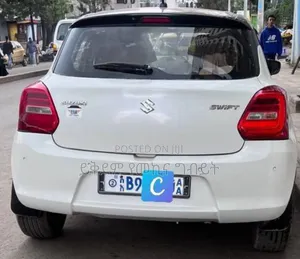 Suzuki Swift 2021 White