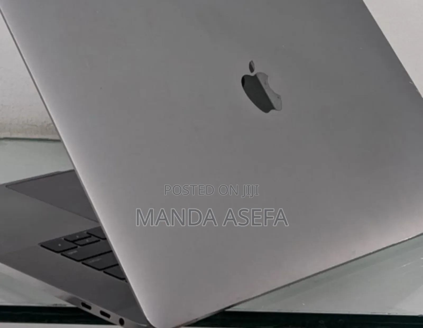 New Laptop Apple MacBook Pro 2018 32GB Intel Core I9 SSD 512GB