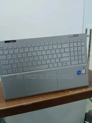 New Laptop HP Pavilion 15 8GB Intel Core I5 SSD 512GB