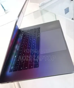 New Laptop Apple MacBook Pro 2016 16GB Intel Core I7 SSD 512GB