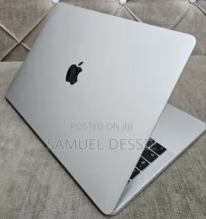 New Laptop Apple MacBook 2017 16GB Intel Core I5 SSD 512GB