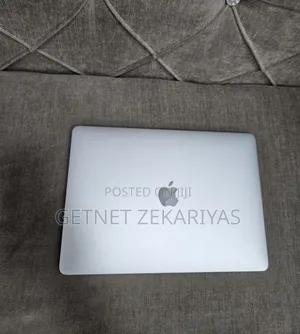 New Laptop Apple MacBook Pro 2017 16GB Intel Core I7 SSD 512GB