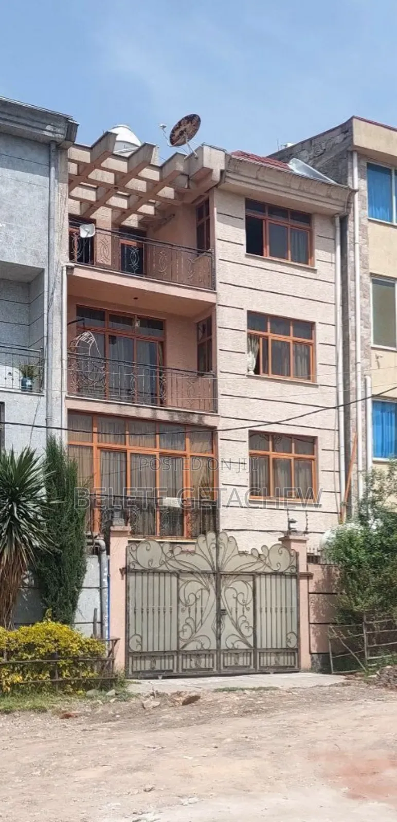 5bdrm House in Semit 72, G+3, Bole for sale