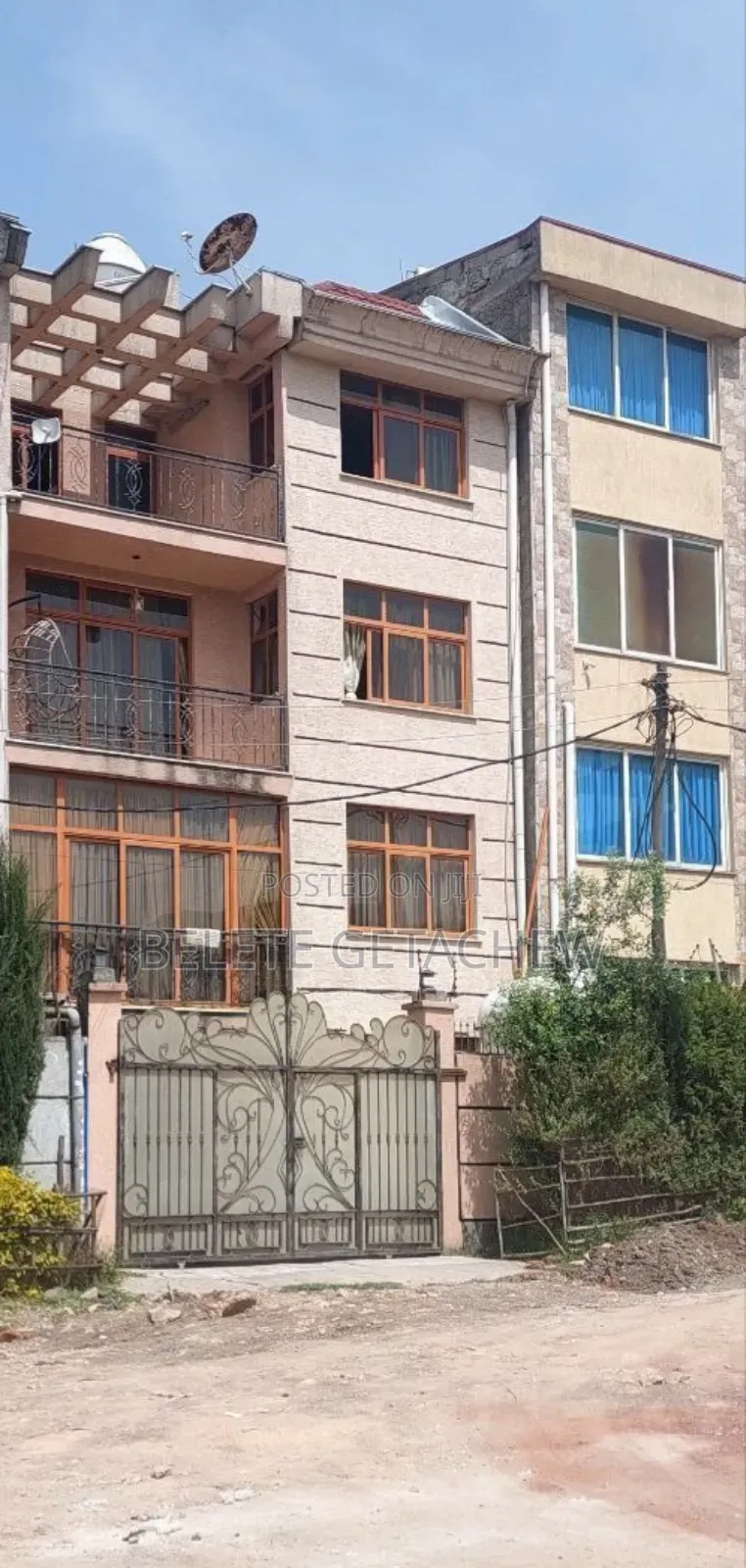 5bdrm House in Semit 72, G+3, Bole for sale