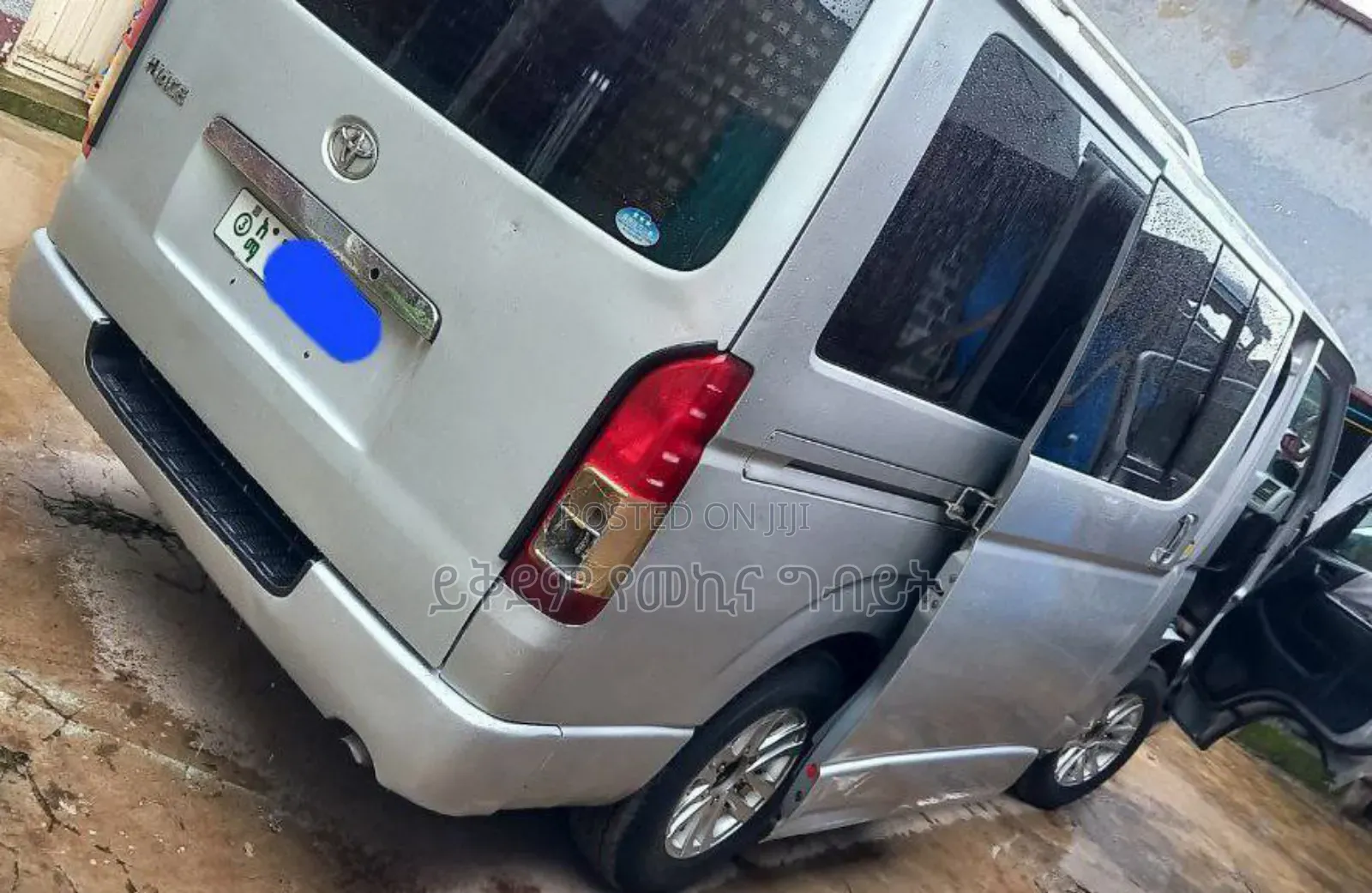 Toyota HiAce 2007 Silver