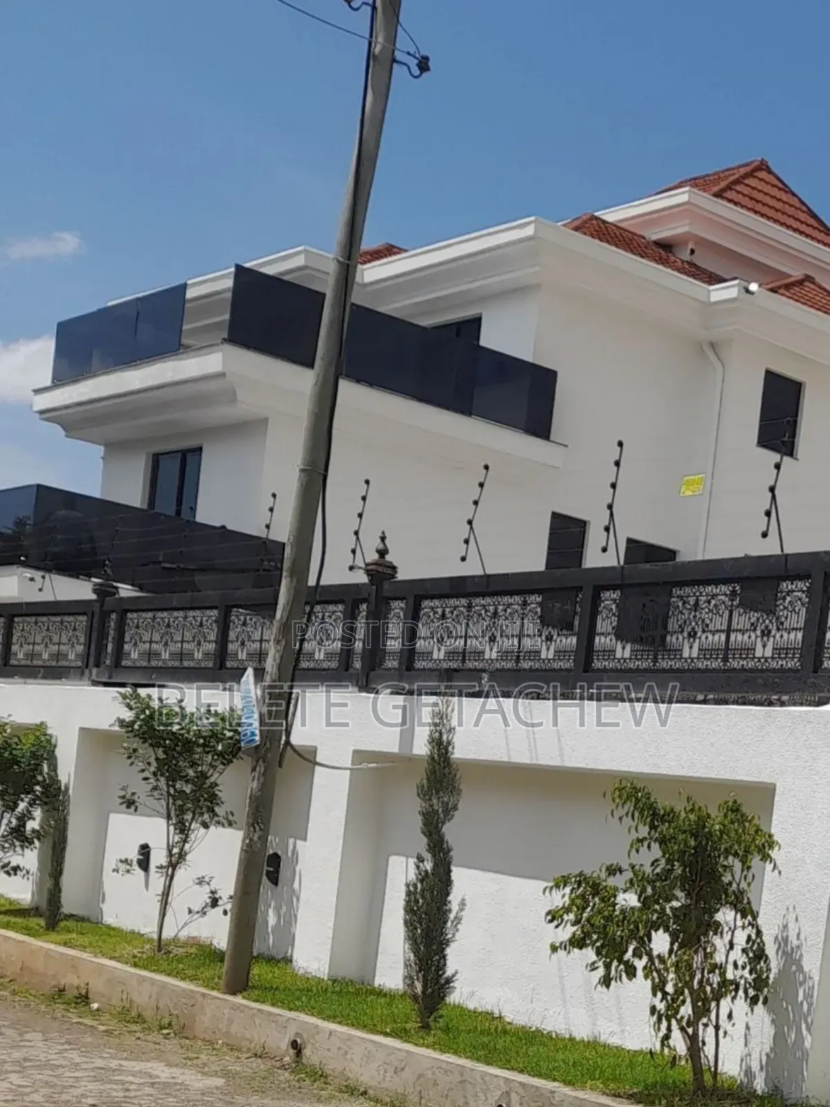 12bdrm House in Semit, B+G+2 Luxury, Bole for sale