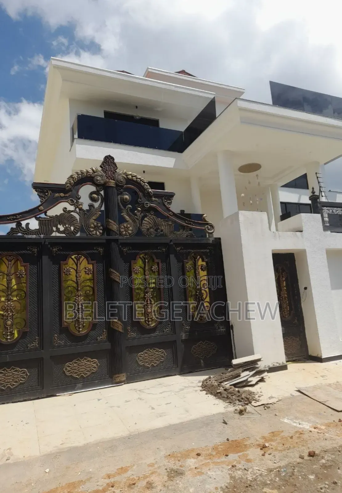12bdrm House in Semit, B+G+2 Luxury, Bole for sale