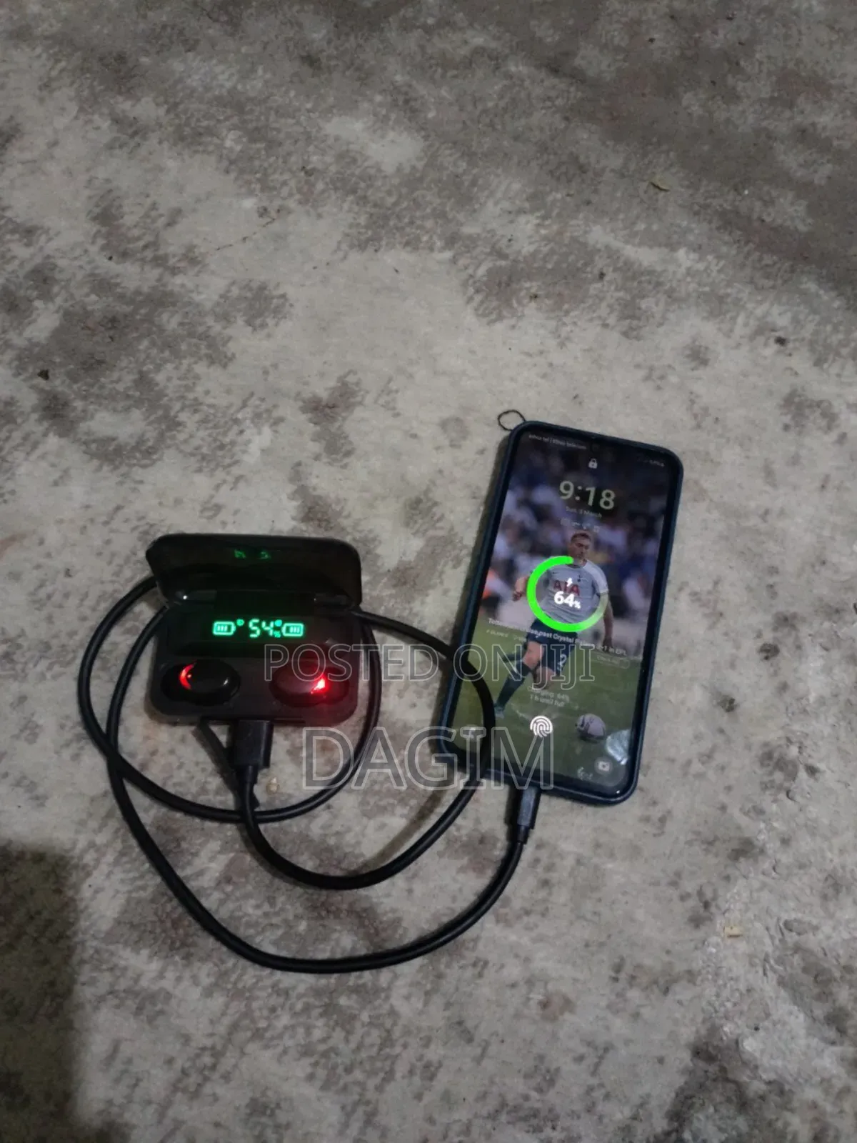 F9 TWS Wireless Earphone With Powerbank