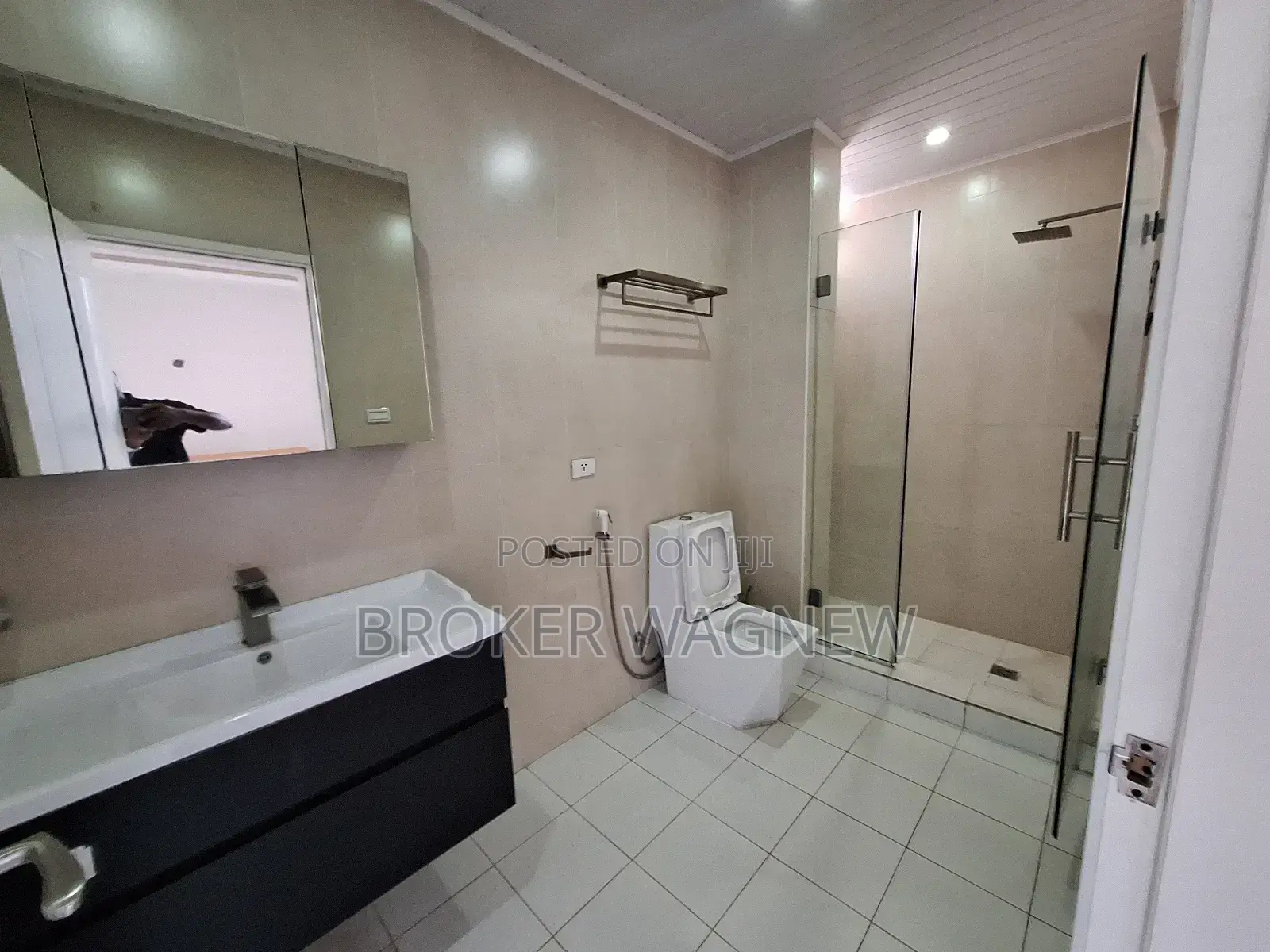 Furnished 3bdrm Apartment in Kirkos for rent